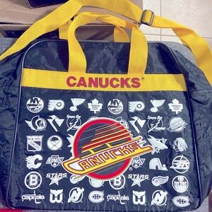 Vintage 1993 NHL Vancouver Canucks Gym Bag